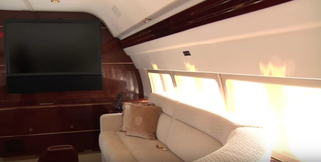 Ovo se zove luksuz: Zavirite u Trampov privatni avion VIDEO